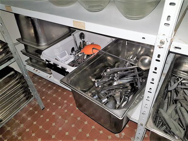 9#4092 Utensili da cucina e arredi ufficio in vendita - foto 5