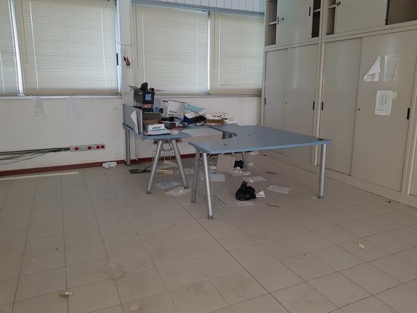 5#4093 Attrezzature uffici e spogliatoi in vendita - foto 7
