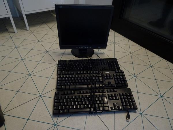 1#40960 Casse bluetooth e notebook HP in vendita - foto 8