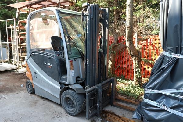 1#4098 Autocarro Isuzu e muletti Still in vendita - foto 8