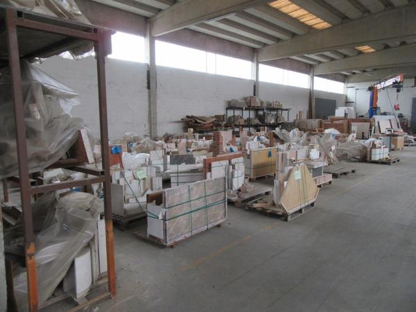 100#4099 Magazzino di rivestimenti per camino e lastre in vendita - foto 1