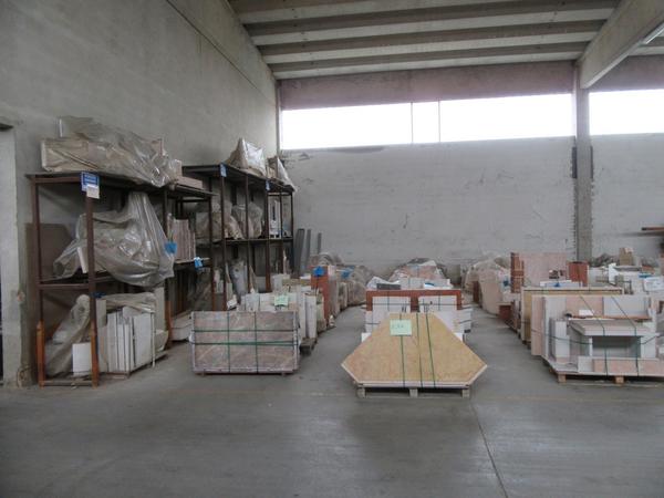 100#4099 Magazzino di rivestimenti per camino e lastre in vendita - foto 2