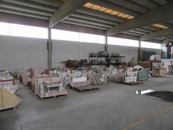 100#4099 Magazzino di rivestimenti per camino e lastre in vendita - foto 3