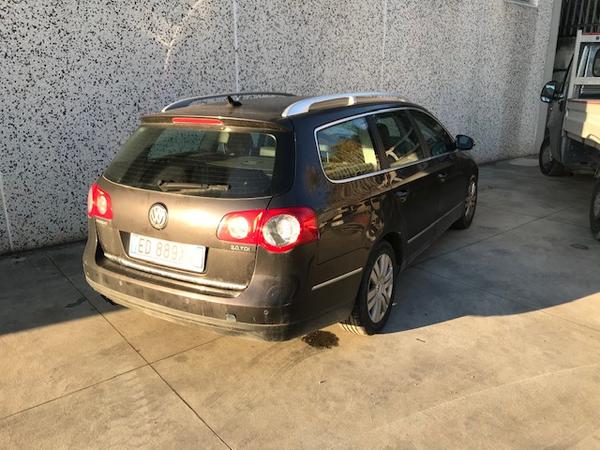 4#4109 Volkswagen Passat 2.0 TD in vendita - foto 2