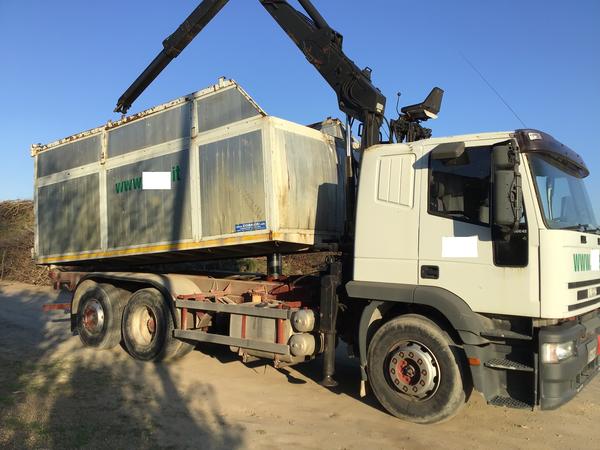 1#4112 Autocarro Iveco Magirus 240E42 con caricatore in vendita - foto 1