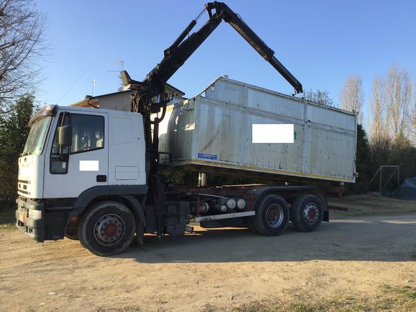 1#4112 Autocarro Iveco Magirus 240E42 con caricatore in vendita - foto 2