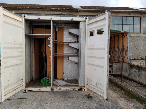 Container in vendita