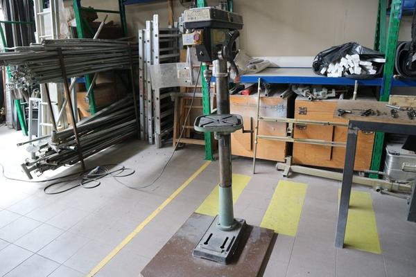 1#4127 Carrello elevatore Hyster 2.0 e autocarro Ford Transit in vendita - foto 158