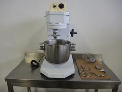 Mixer kneading machine - Lot 53 (Auction 4128)