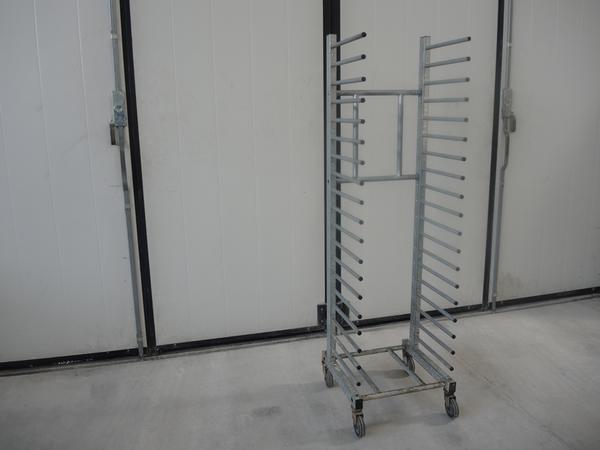 55#4128 Carrello portateglie in vendita - foto 1