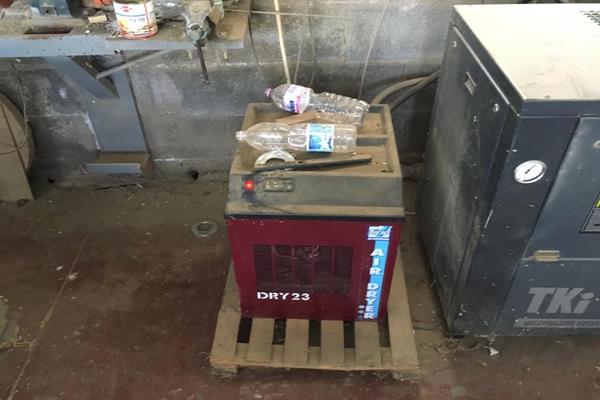 1#4130 Cessione di azienda dedita alla produzione e vendita di allestimenti per locali commerciali in vendita - foto 27