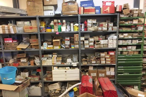 1#4130 Cessione di azienda dedita alla produzione e vendita di allestimenti per locali commerciali in vendita - foto 35