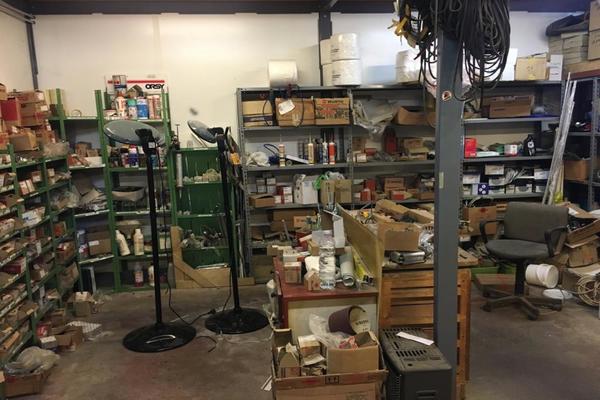 1#4130 Cessione di azienda dedita alla produzione e vendita di allestimenti per locali commerciali in vendita - foto 44