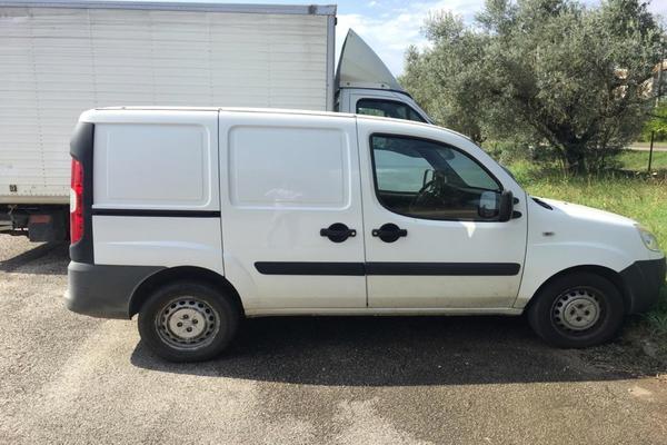 1#4130 Cessione di azienda dedita alla produzione e vendita di allestimenti per locali commerciali in vendita - foto 65