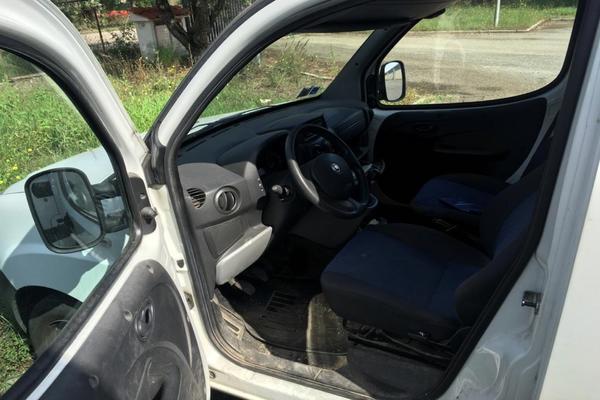 1#4130 Cessione di azienda dedita alla produzione e vendita di allestimenti per locali commerciali in vendita - foto 66