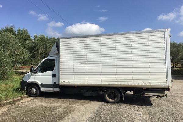 1#4130 Cessione di azienda dedita alla produzione e vendita di allestimenti per locali commerciali in vendita - foto 96