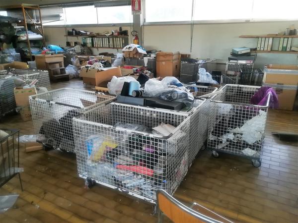 3#4131 Arredi ufficio e campate scaffalature in vendita - foto 1
