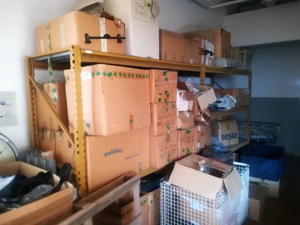 3#4131 Arredi ufficio e campate scaffalature in vendita - foto 2