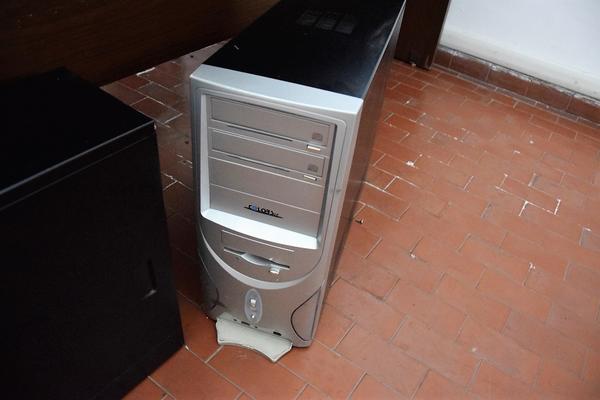 1#4160 Macchina per gelato Laboshok e arredi ufficio in vendita - foto 68