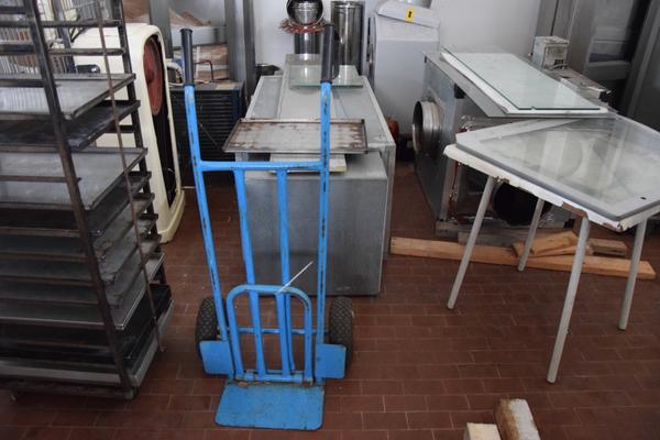 1#4160 Macchina per gelato Laboshok e arredi ufficio in vendita - foto 147
