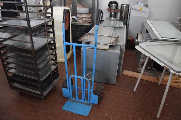 1#4160 Macchina per gelato Laboshok e arredi ufficio in vendita - foto 154