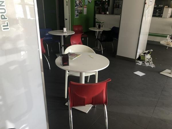 2#4168 Arredi e attrezzature per bar in vendita - foto 3