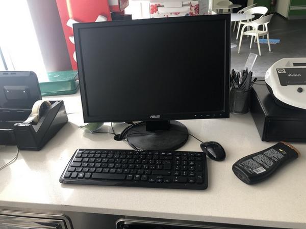 3#4168 Arredi da ufficio e sala scommesse in vendita - foto 7