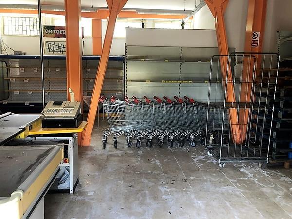 1#4169 Arredi ed attrezzature per mini market in vendita - foto 79