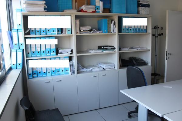 10#4176 Attrezzatura e arredi da ufficio in vendita - foto 8