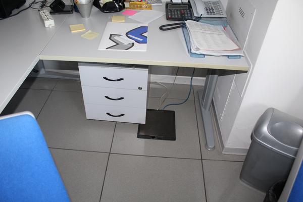 10#4176 Attrezzatura e arredi da ufficio in vendita - foto 15