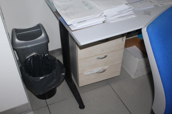 10#4176 Attrezzatura e arredi da ufficio in vendita - foto 23