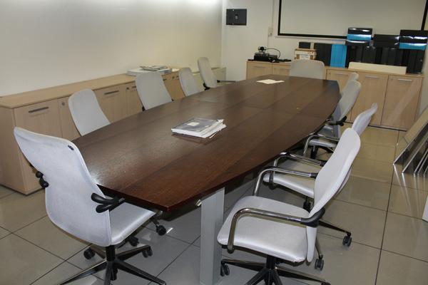 16#4176 Attrezzatura ufficio e proiettore in vendita - foto 1