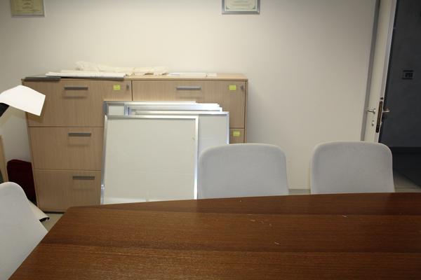 16#4176 Attrezzatura ufficio e proiettore in vendita - foto 7