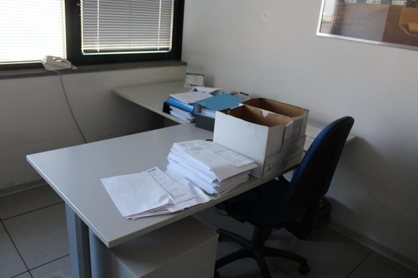 19#4176 Attrezzatura e arredi da ufficio in vendita - foto 4