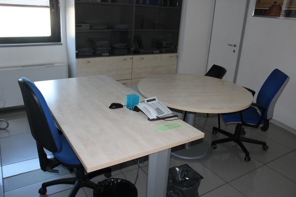 19#4176 Attrezzatura e arredi da ufficio in vendita - foto 14