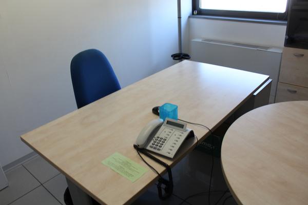 19#4176 Attrezzatura e arredi da ufficio in vendita - foto 16