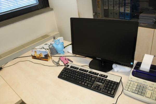 2#4176 Stampante laser Hp e tastiera Compaq in vendita - foto 5