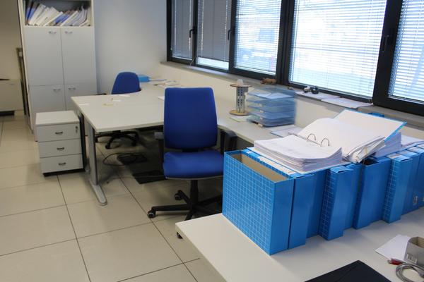 20#4176 Attrezzatura e arredi da ufficio in vendita - foto 15