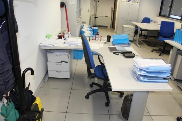 20#4176 Attrezzatura e arredi da ufficio in vendita - foto 33