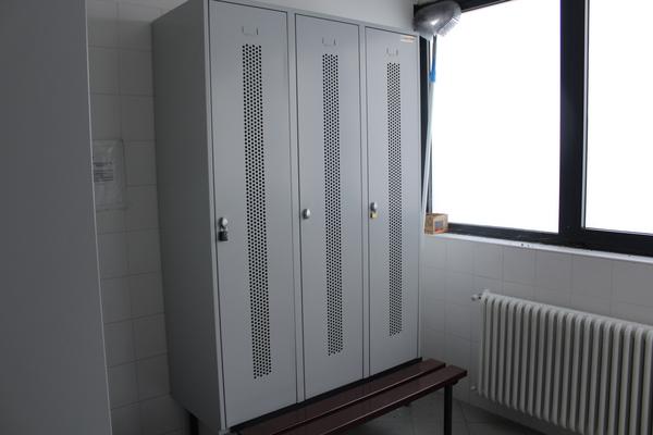 21#4176 Attrezzatura e arredi da ufficio in vendita - foto 3