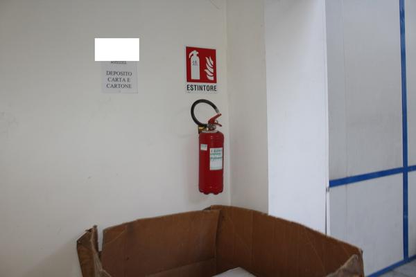 23#4176 Attrezzatura e arredi da ufficio in vendita - foto 18