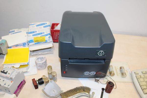 23#4176 Attrezzatura e arredi da ufficio in vendita - foto 21