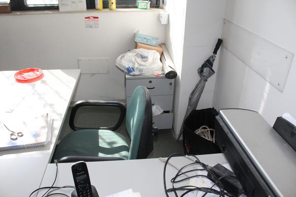29#4176 Attrezzatura e arredi da ufficio in vendita - foto 10