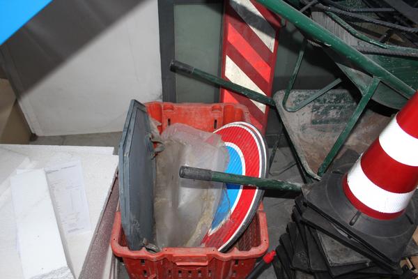 31#4176 Attrezzatura da cantiere e materiale elettrico in vendita - foto 8