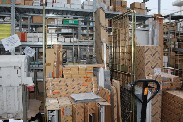 31#4176 Attrezzatura da cantiere e materiale elettrico in vendita - foto 41