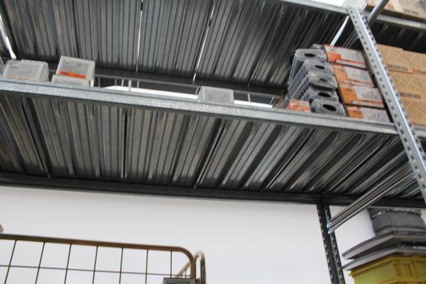 31#4176 Attrezzatura da cantiere e materiale elettrico in vendita - foto 100