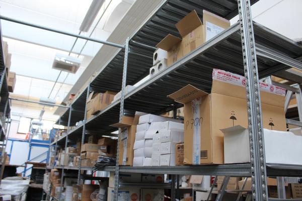 31#4176 Attrezzatura da cantiere e materiale elettrico in vendita - foto 150