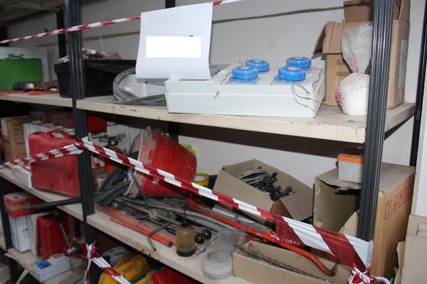 31#4176 Attrezzatura da cantiere e materiale elettrico in vendita - foto 187