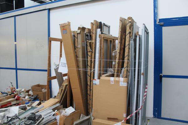 31#4176 Attrezzatura da cantiere e materiale elettrico in vendita - foto 266