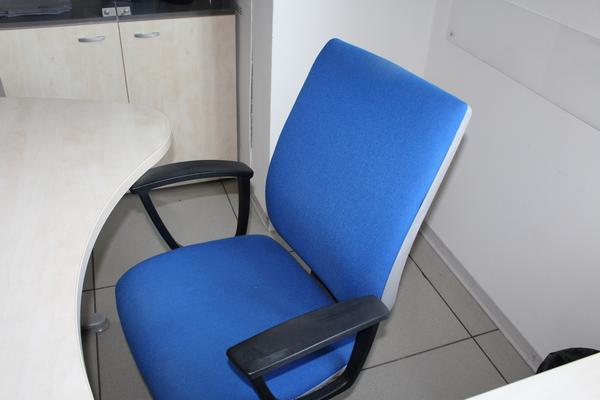 5#4176 Attrezzatura e arredi da ufficio in vendita - foto 4